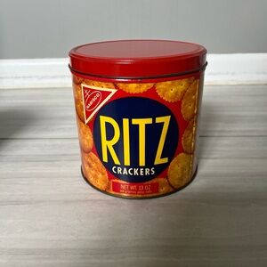 2 vintage Ritz cracker tins